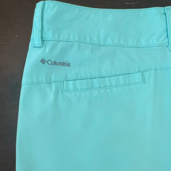 Columbia Women’s Chino Shorts | foam ice mint | size 4 - Picture 4 of 11